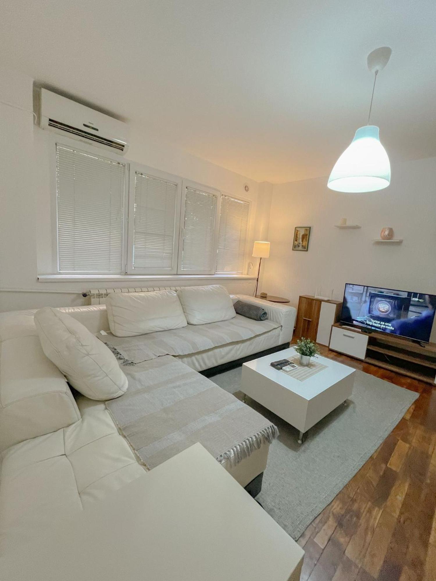 Slavija Mcd Apartment Βελιγράδι Εξωτερικό φωτογραφία